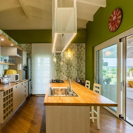 Lerant Villa Acquaviva Picena